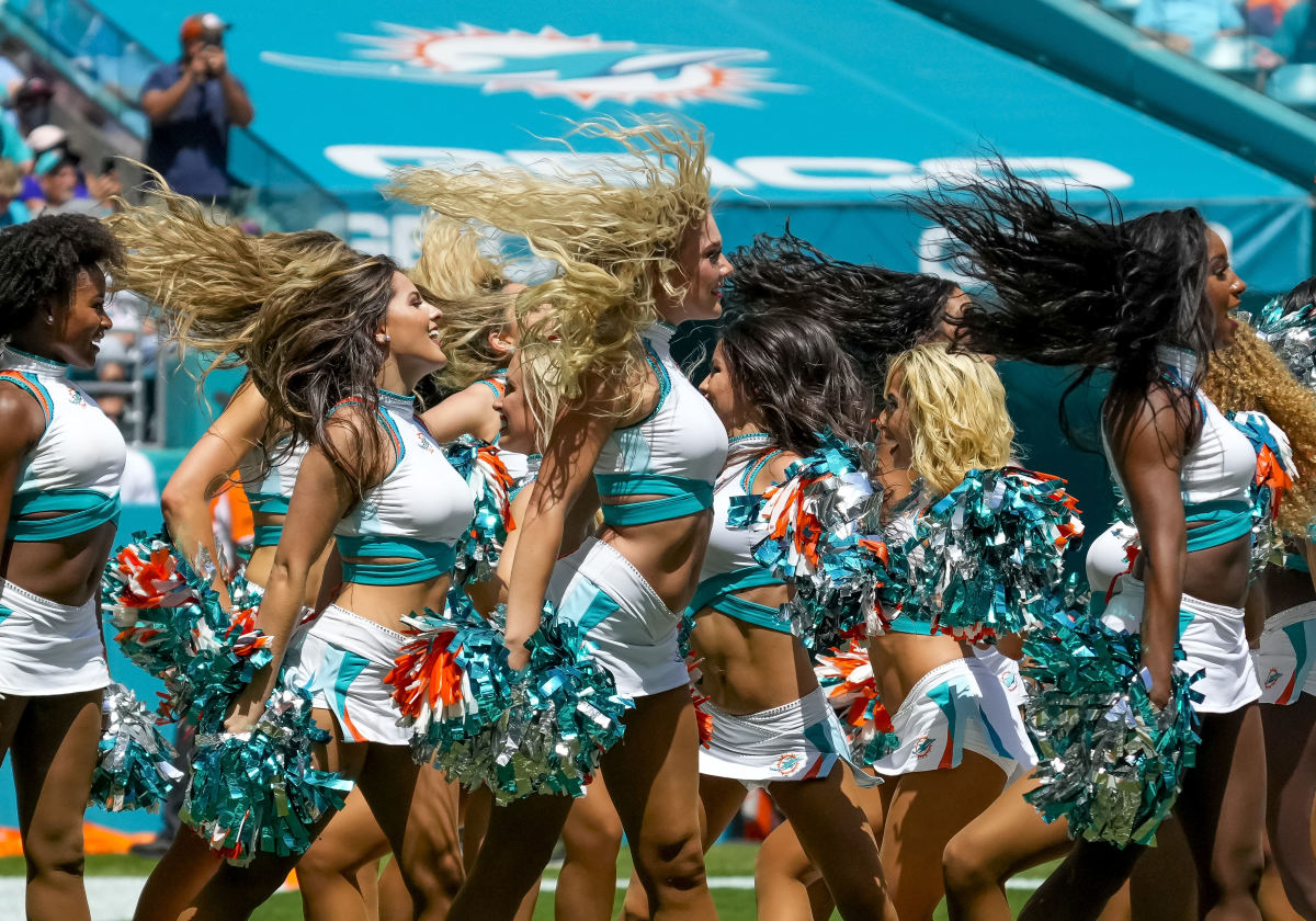 Dolphins Cheerleader Goes Viral Celebrating Victory Monday